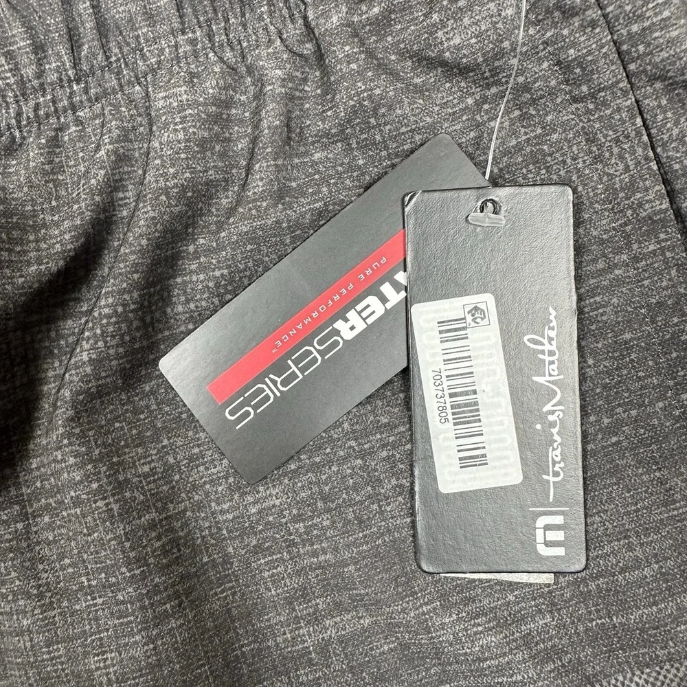 Travis Mathew Shorts Mens XL Black Gray Zipline Heater Series Performance NEW